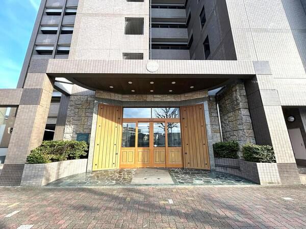 【サンハウス徳川】エントランス1 【サンハウス徳川】エントランス1