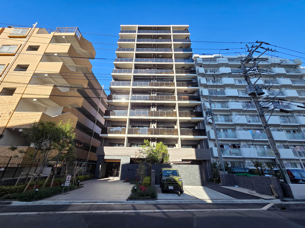 【プレシスヴィアラ武蔵浦和】外観