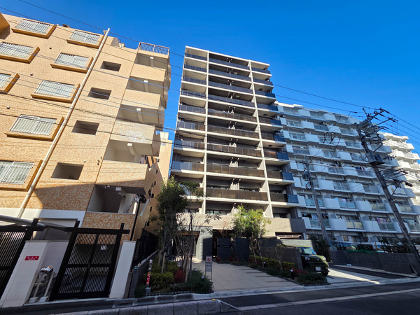 【プレシスヴィアラ武蔵浦和】外観