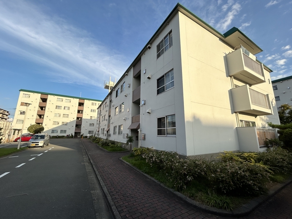 【緑橋コーポ1号棟】外観 【緑橋コーポ1号棟】外観