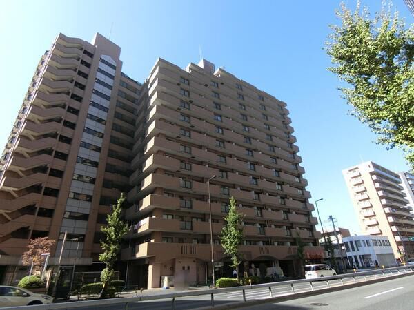 【朝日シティパリオ王子神谷】外観写真