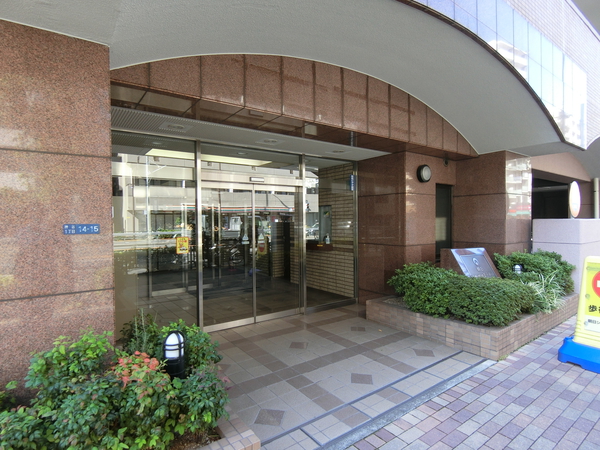 【朝日シティパリオ王子神谷】エントランス 【朝日シティパリオ王子神谷】エントランス