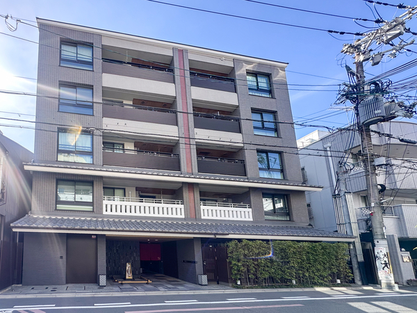 【パークホームズ御所南松風邸】外観