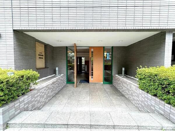 【ルミネ東京日本橋】エントランスアプローチ