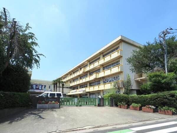 さいたま市立大宮別所小学校　約1850m