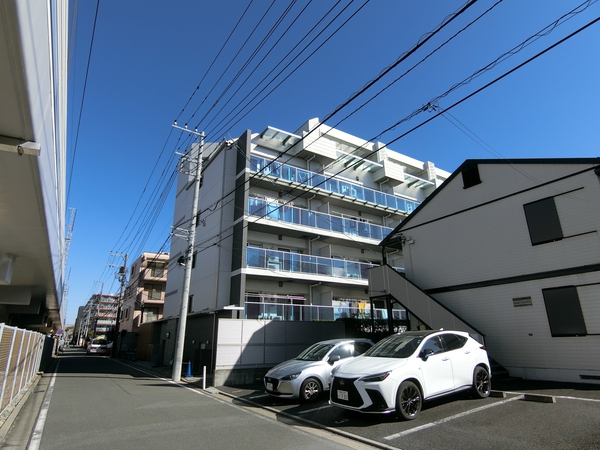 【リビオ綱島イーストコート】外観