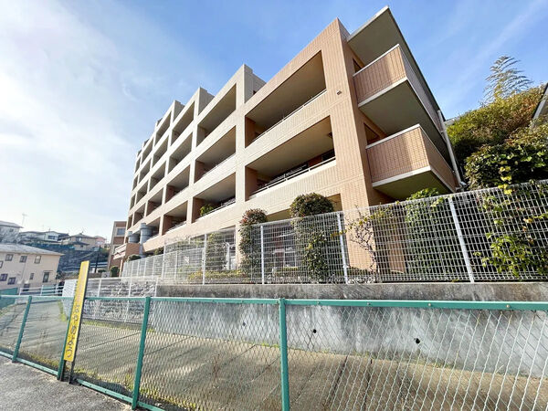 【サンクレイドル薬園台弐番館】外観