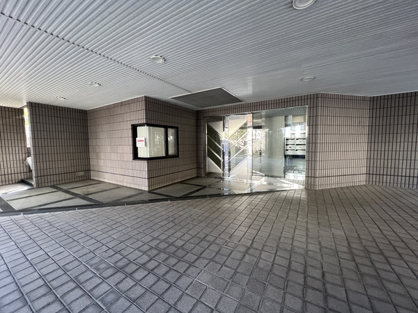 【クラルテ山王】エントランス２
