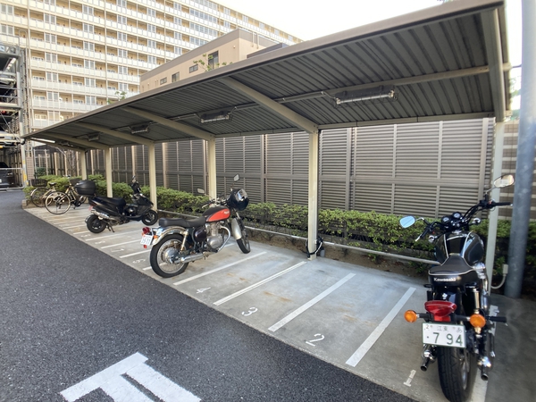 バイク置き場