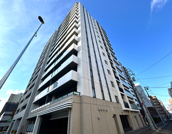 【ザ・パークハウス札幌大通東】外観