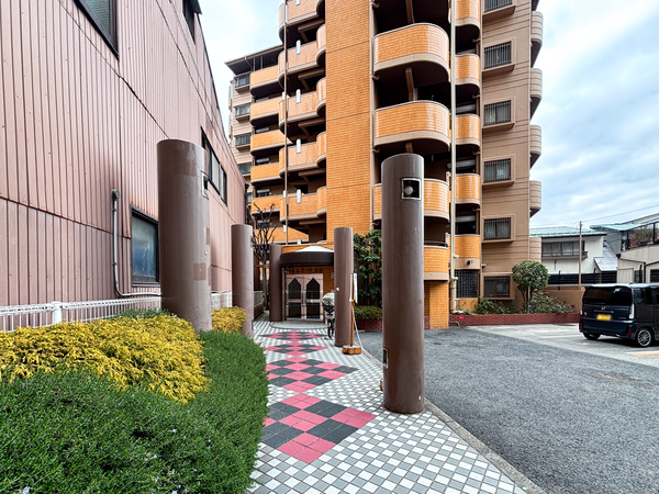 【ふぁみーゆ緑橋】エントランス 【ふぁみーゆ緑橋】エントランス