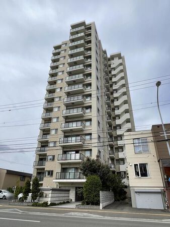ブランズ東札幌図書館前