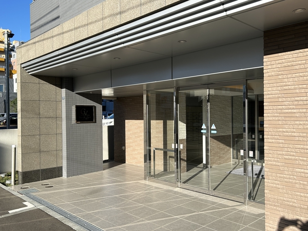 【クルーザーバレーニューリーフ幌西S13】エントランス 【クルーザーバレーニューリーフ幌西S13】エントランス