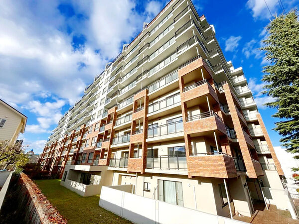 【パークハウス福住】外観