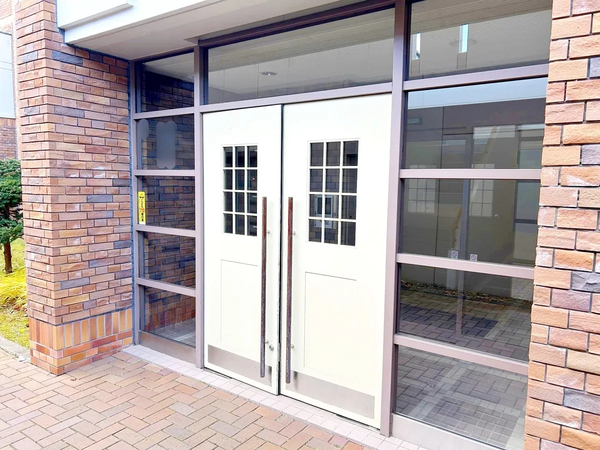 【パークハウス福住】エントランス