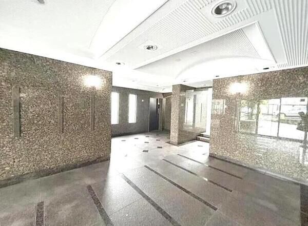 【サンパーク南明町】エントランス