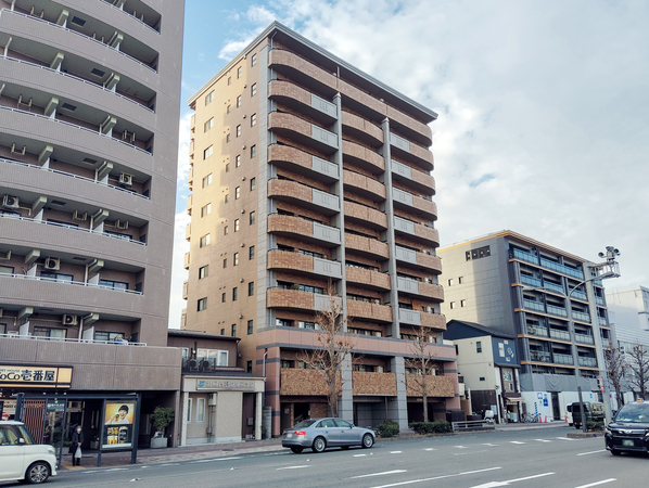 【ルイシャトレ二条城】外観