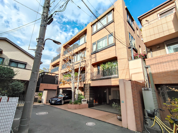 【ラ・アトレ目白テラス】外観