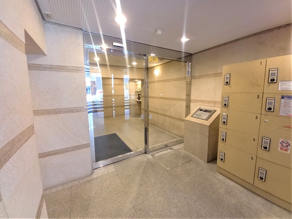 【ユニオンパレス御徒町】エントランス 【ユニオンパレス御徒町】エントランス