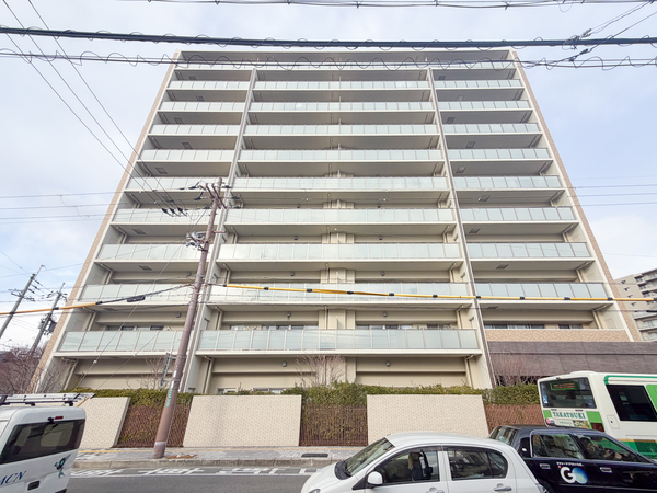 【ユニハイム高槻富田丘】外観