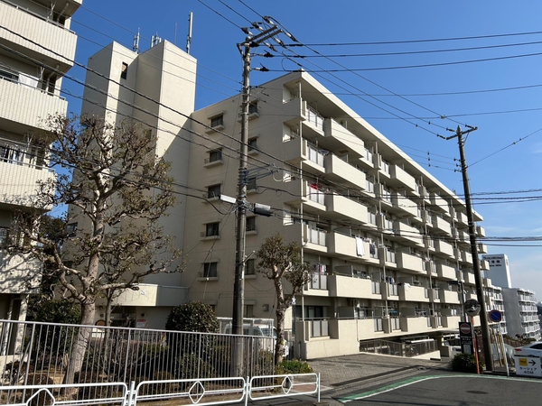 【ベルコリーヌ港南第一】外観