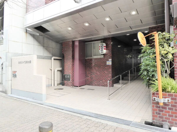 【ネオハイツ新大阪】エントラン1