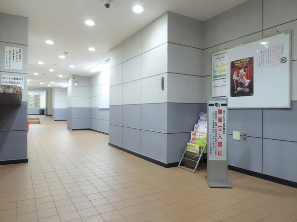 【ネオハイツ新大阪】エントラン2 【ネオハイツ新大阪】エントラン2