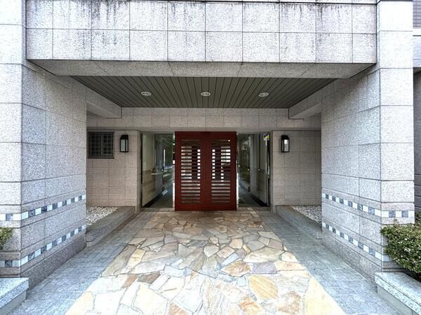 【日神パレステージ大宮宮町】エントランス 【日神パレステージ大宮宮町】エントランス