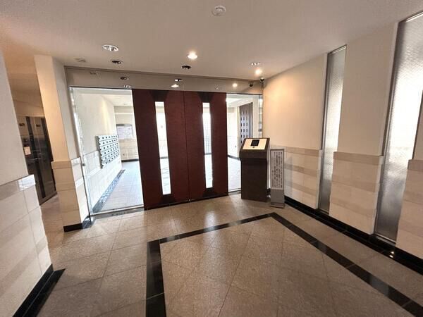 【日神パレステージ大宮宮町】エントランス 【日神パレステージ大宮宮町】エントランス