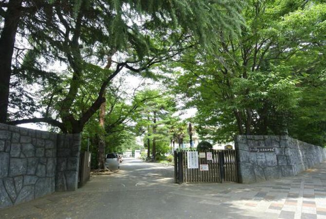 さいたま市立大宮北中学校　約1500m