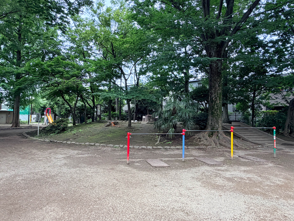 たかはら公園まで約240m(徒歩3分)