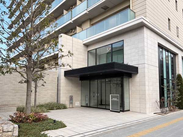 【プレミスト関目高殿駅前】エントランス 【プレミスト関目高殿駅前】エントランス