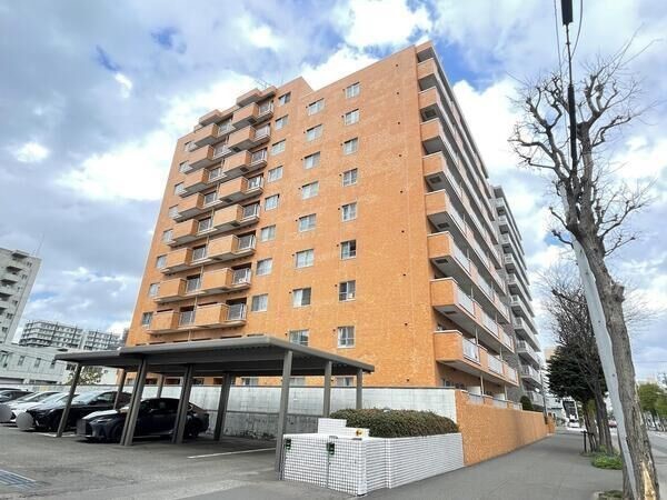 【ライオンズマンション北6条】外観