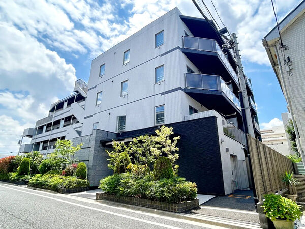 【セイガステージ大泉学園】外観