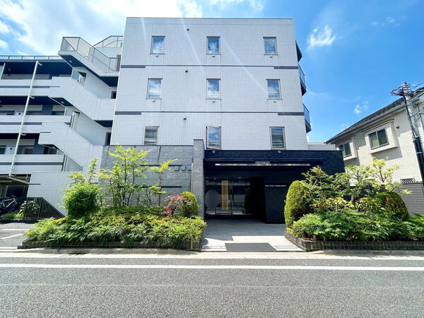 【セイガステージ大泉学園】外観