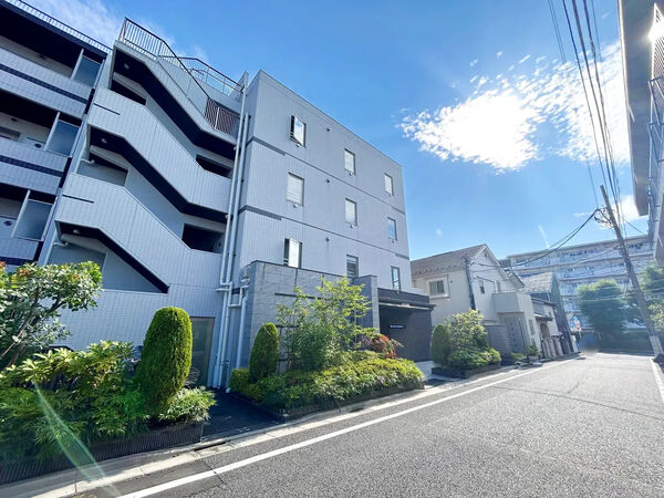 【セイガステージ大泉学園】外観