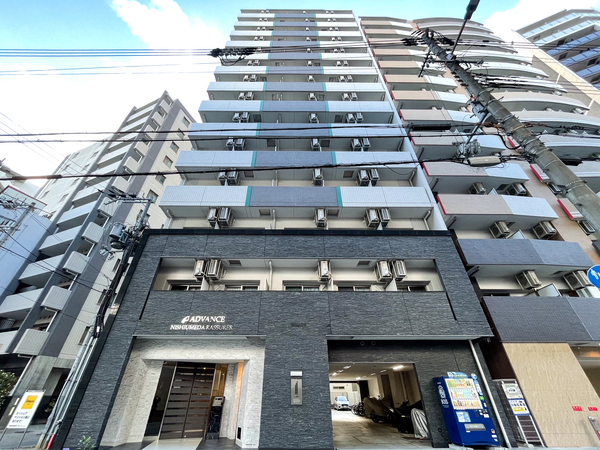 【アドバンス西梅田ラシュレ】外観 【アドバンス西梅田ラシュレ】外観