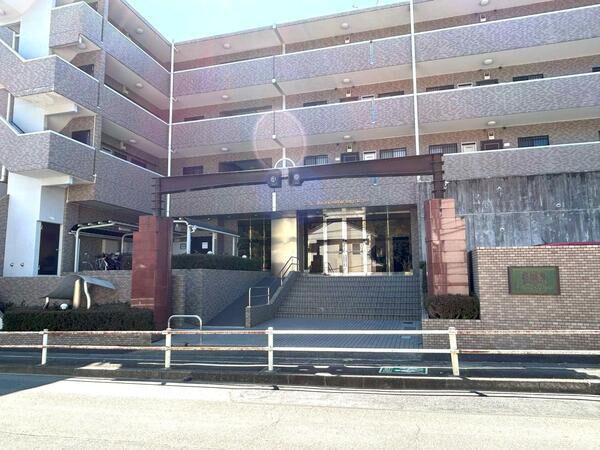 【ライオンズマンション聖蹟桜ヶ丘第6】アプローチ