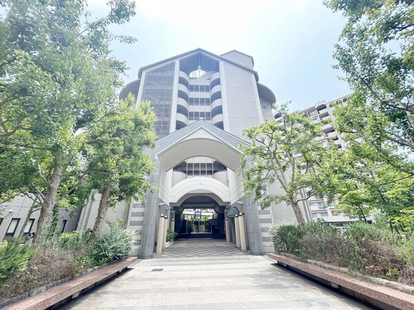 【RICイーストコート6番街】エントラン1 【RICイーストコート6番街】エントラン1