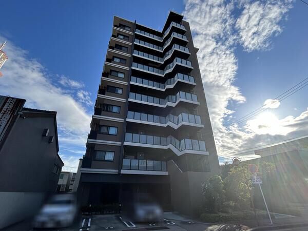 【プラセシオン昭和吹上】外観