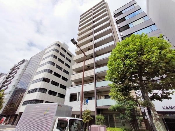 【アデニウム東日本橋】外観写真