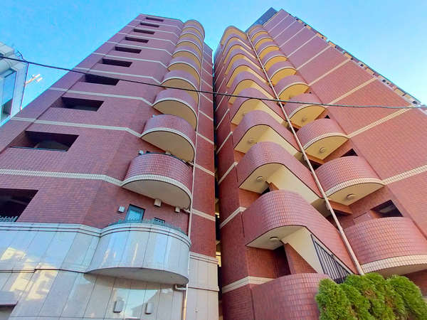 【グリフィン横浜・西口壱番館】外観