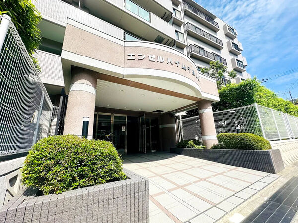 【エンゼルハイム千里山第2】エントランス
