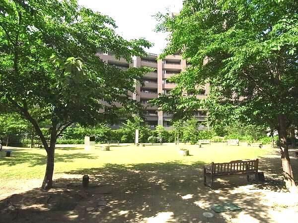 【NAGOYA緑彩都市メリア】共用部分(中庭) 【NAGOYA緑彩都市メリア】共用部分(中庭)