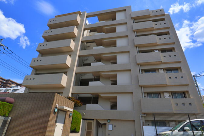 【小豆沢パーク・ホームズ】都市で暮らす便利さと、あふれるほどの緑による穏やかさを同時に享受。
