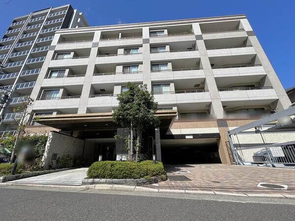 【パークウェリス牛田旭】外観