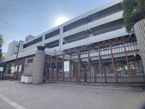 第六中学校 第六中学校