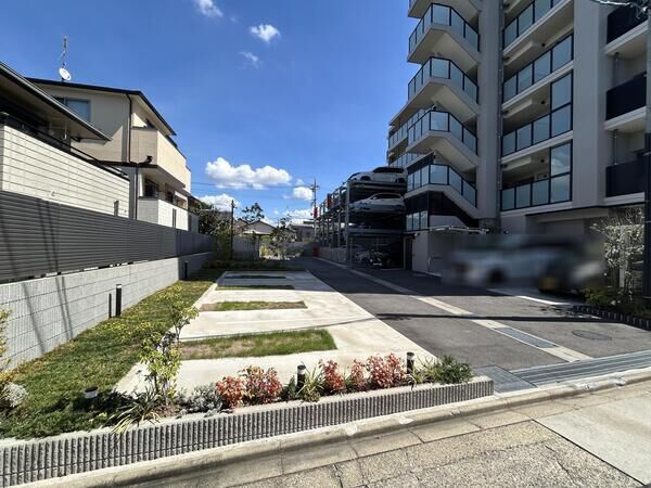 【プラセシオン昭和御器所】駐車場