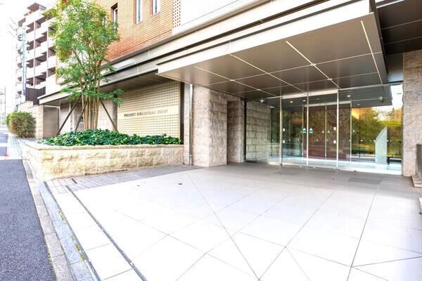 【プレミスト東山公園】エントランス1 【プレミスト東山公園】エントランス1