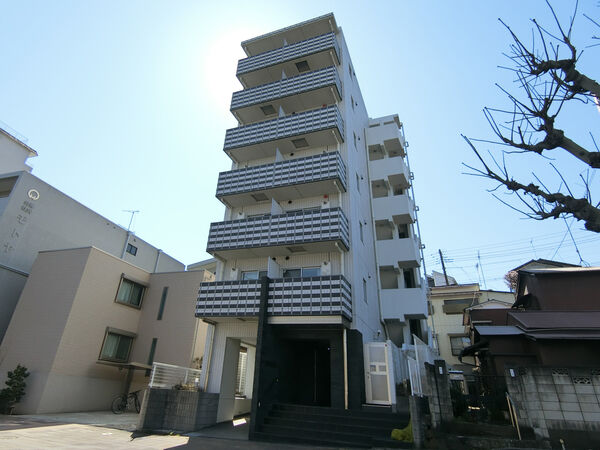 【プレミアムキューブ横浜反町】外観